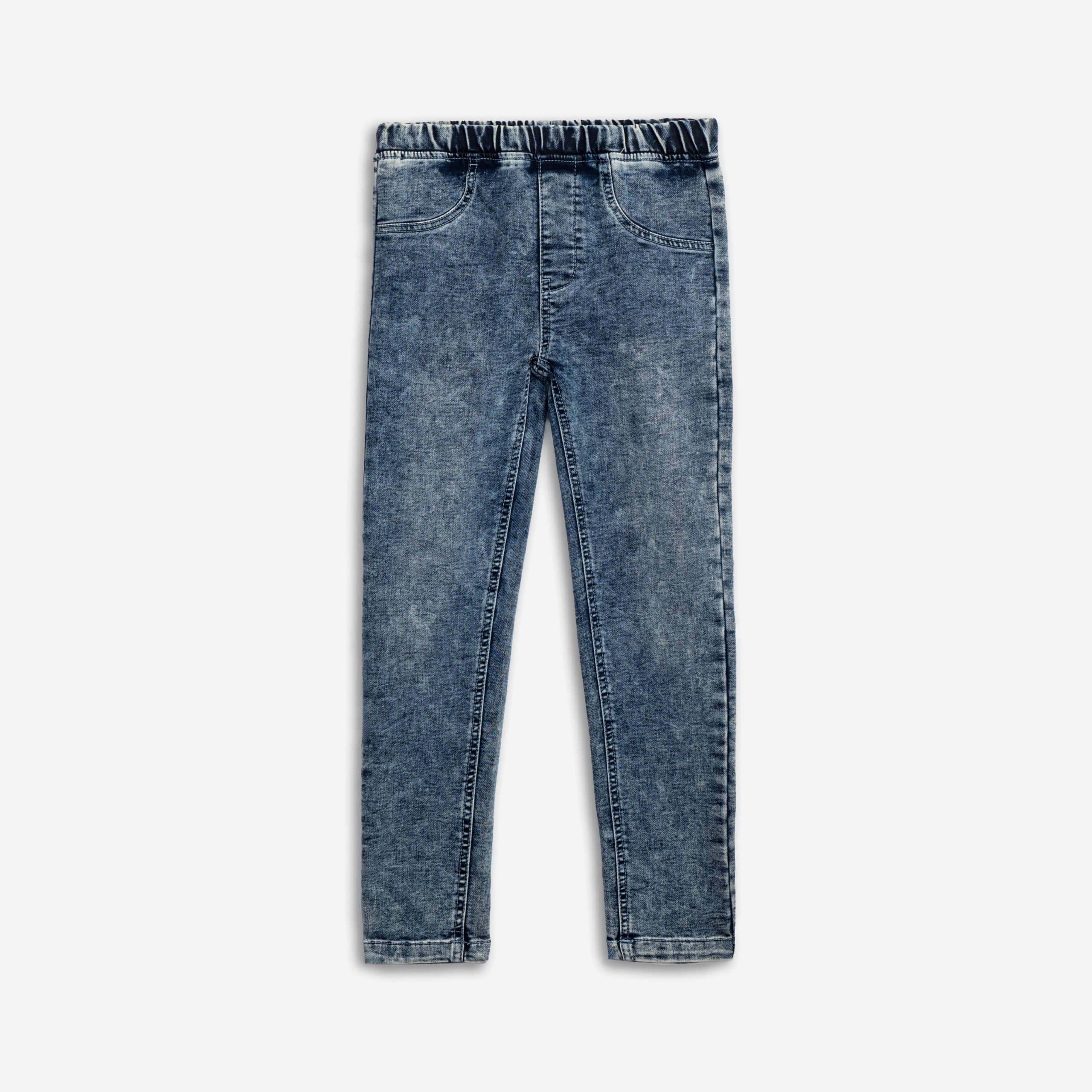 Κολάν κορίτσι