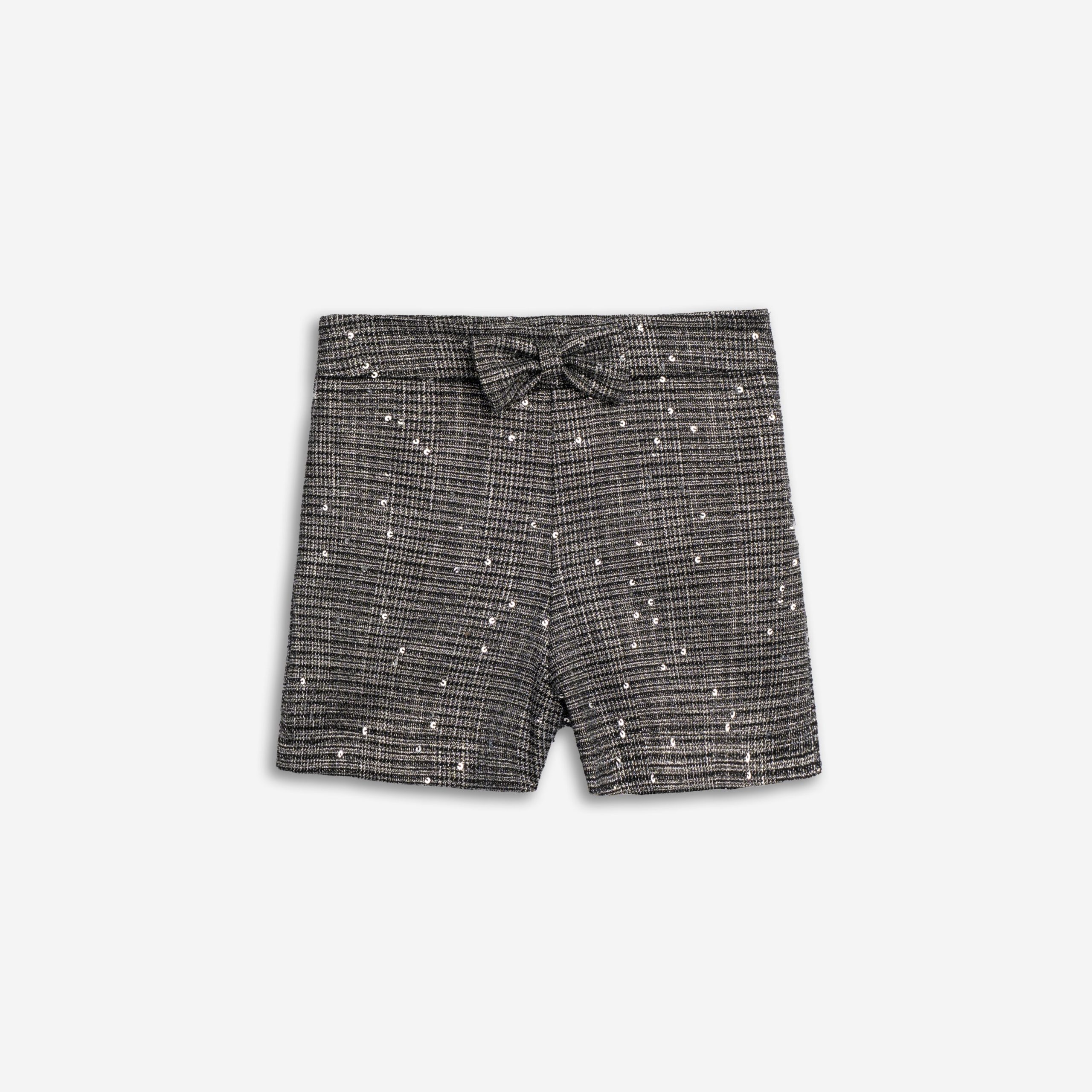 Σορτσς κορίτσι