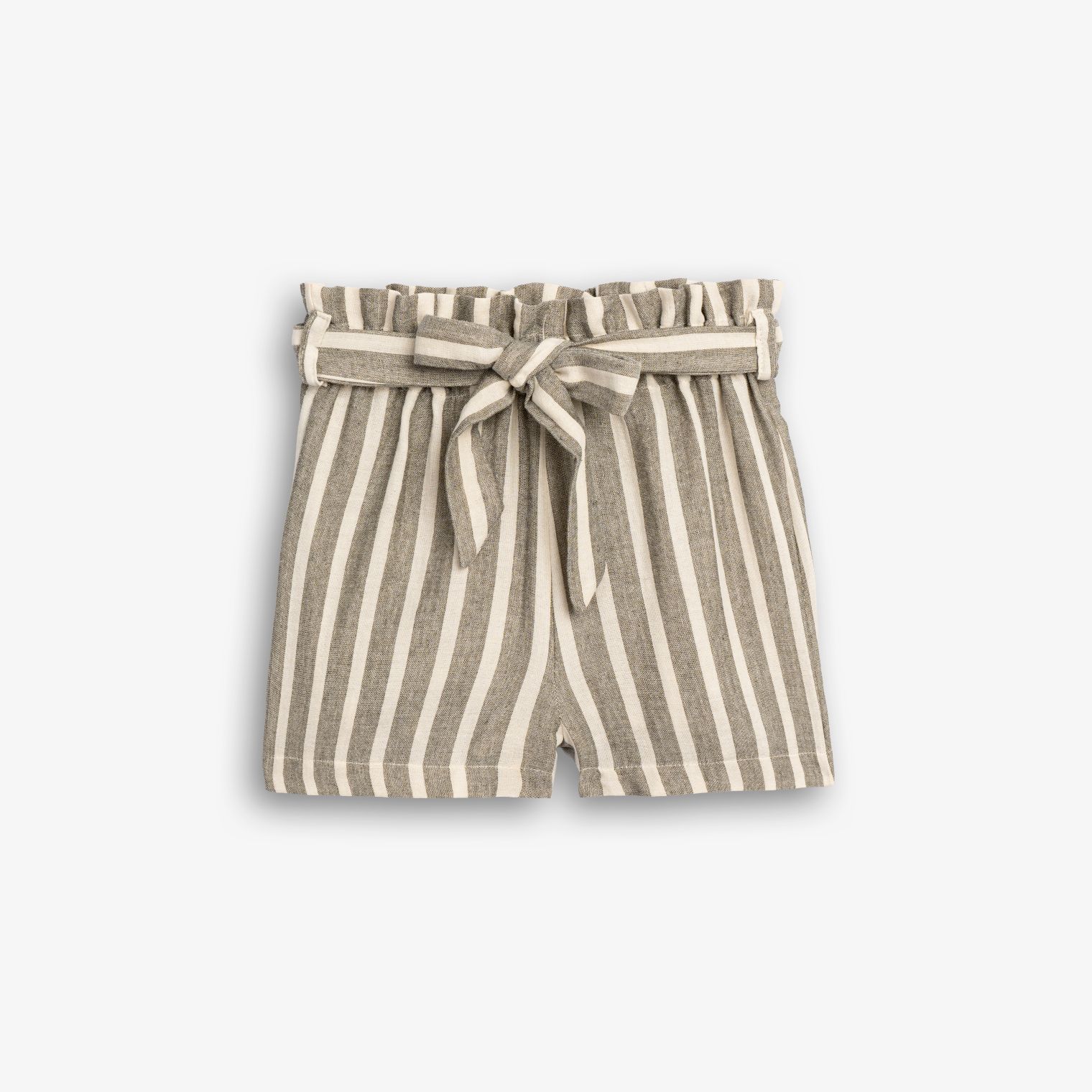 Σόρτς μεγάλο κορίτσι